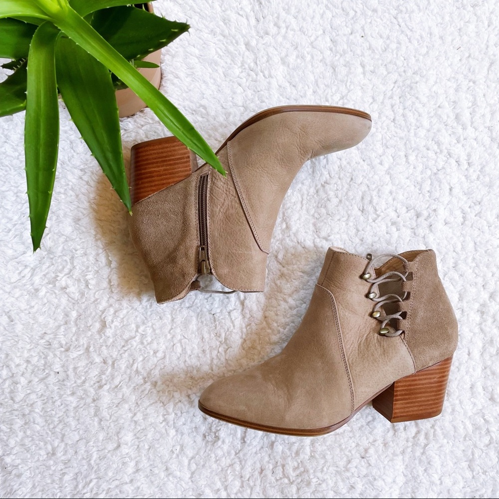 Aldo Montasico booties